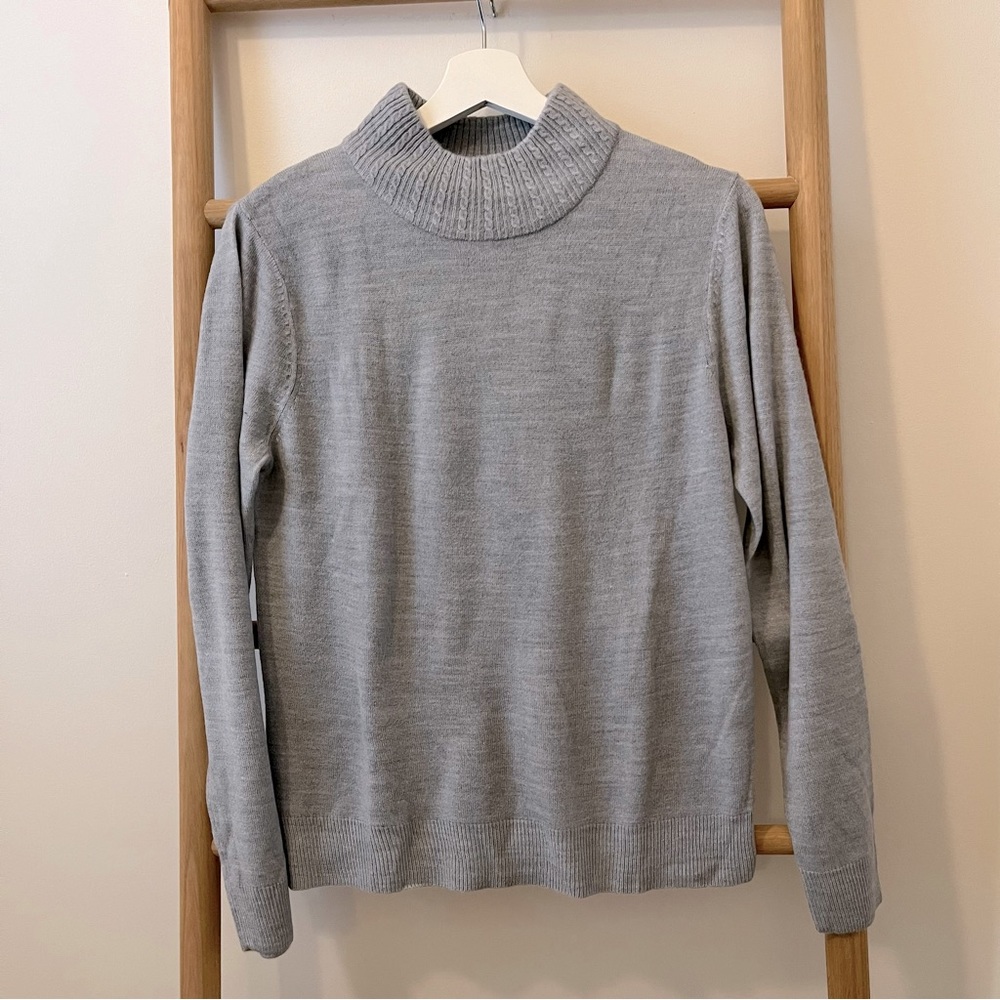 Tradition sweater. Super soft!
